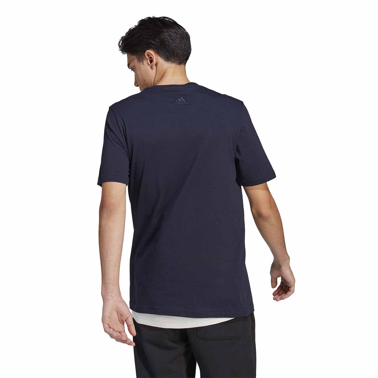 Koszulka męska adidas Essentials Single Jersey Linear Embroidered Logo Tee granatowa – ujęcie 3