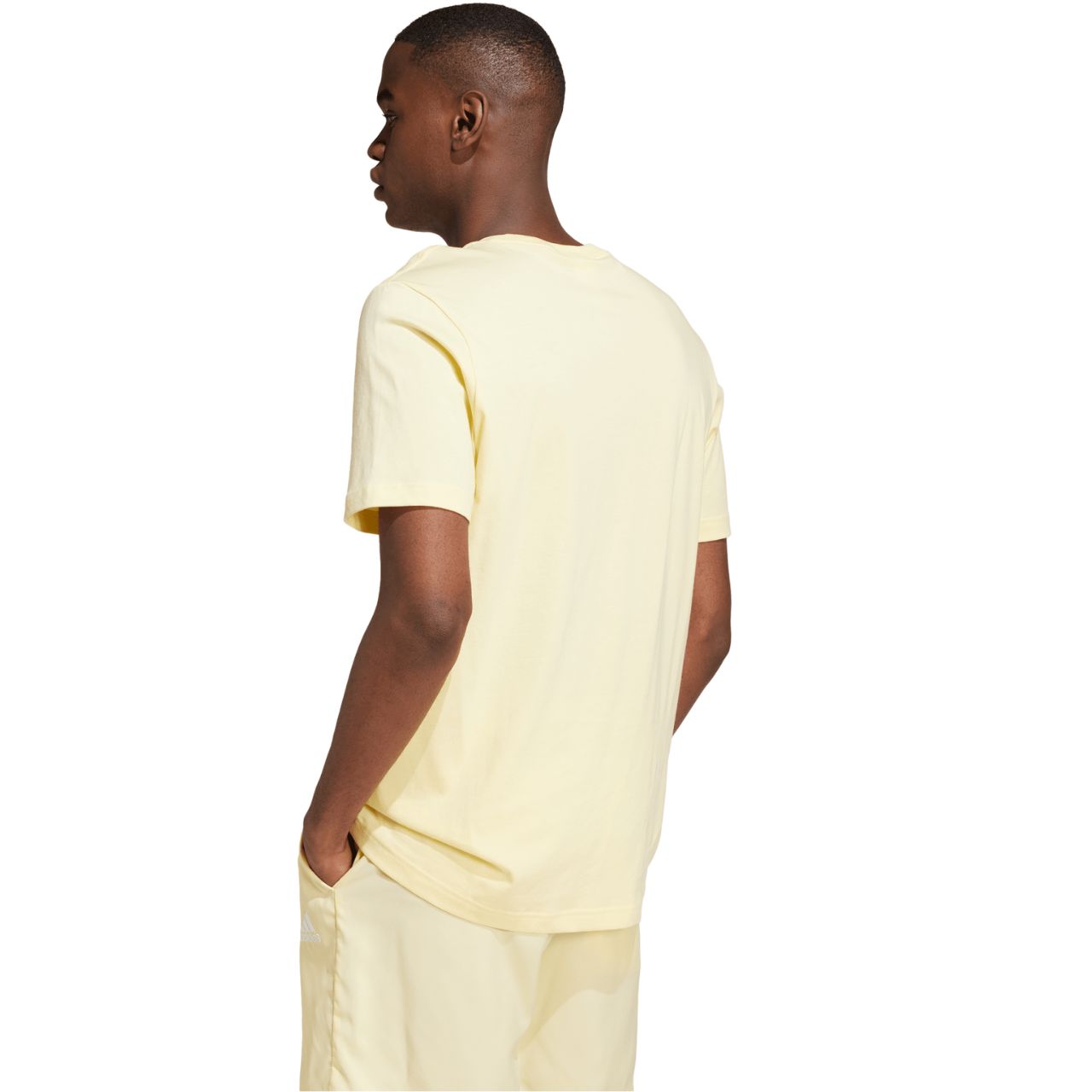 Koszulka męska adidas Essentials Single Jersey Embroidered Small Logo żółta – ujęcie 2