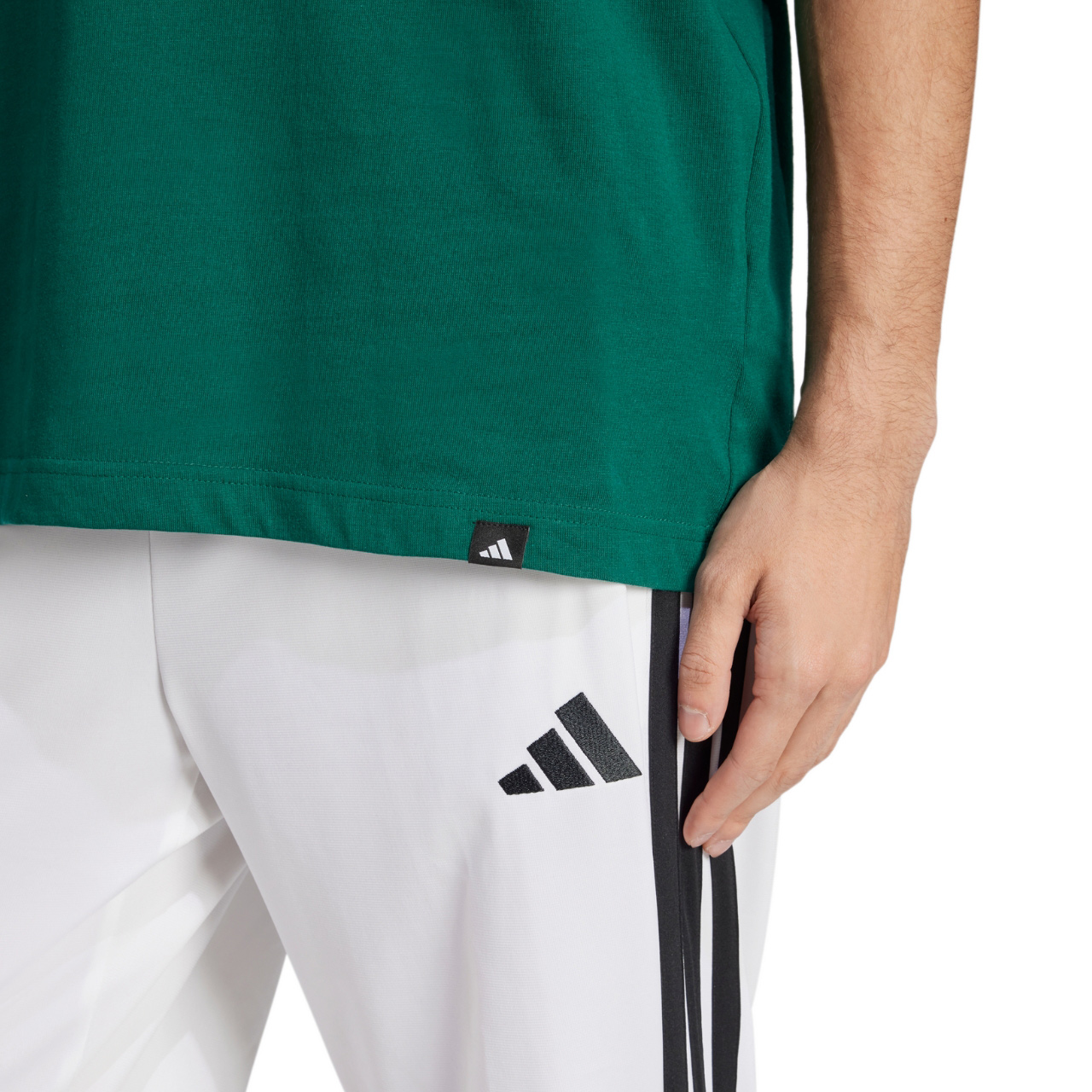 Koszulka męska adidas Tech Outline Graphic zielona – ujęcie 5