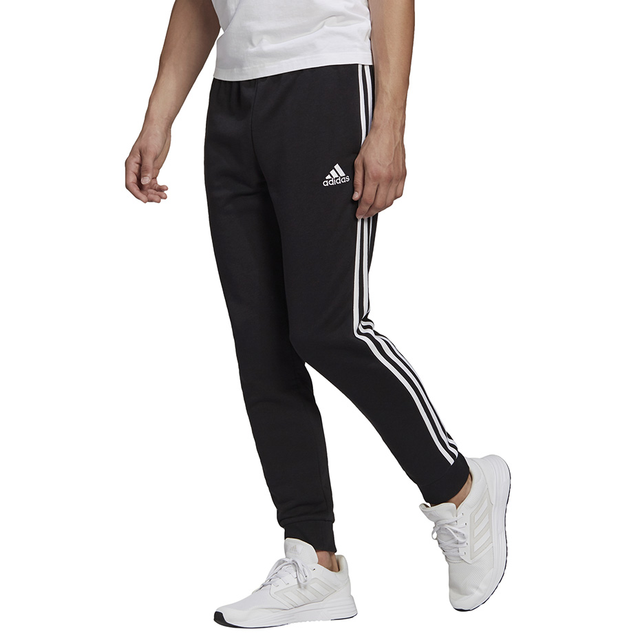 Spodnie męskie adidas Essentials Tapered Cuff 3 Stripes czarne – ujęcie 2