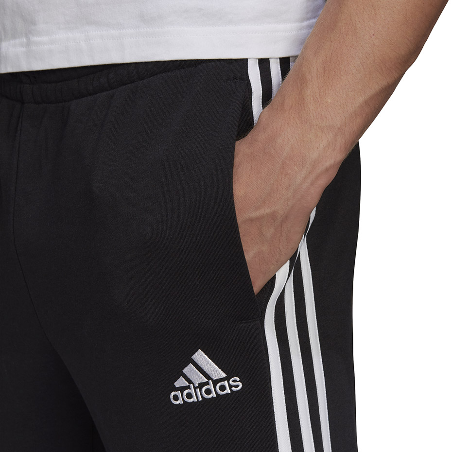 Spodnie męskie adidas Essentials Tapered Cuff 3 Stripes czarne – ujęcie 4