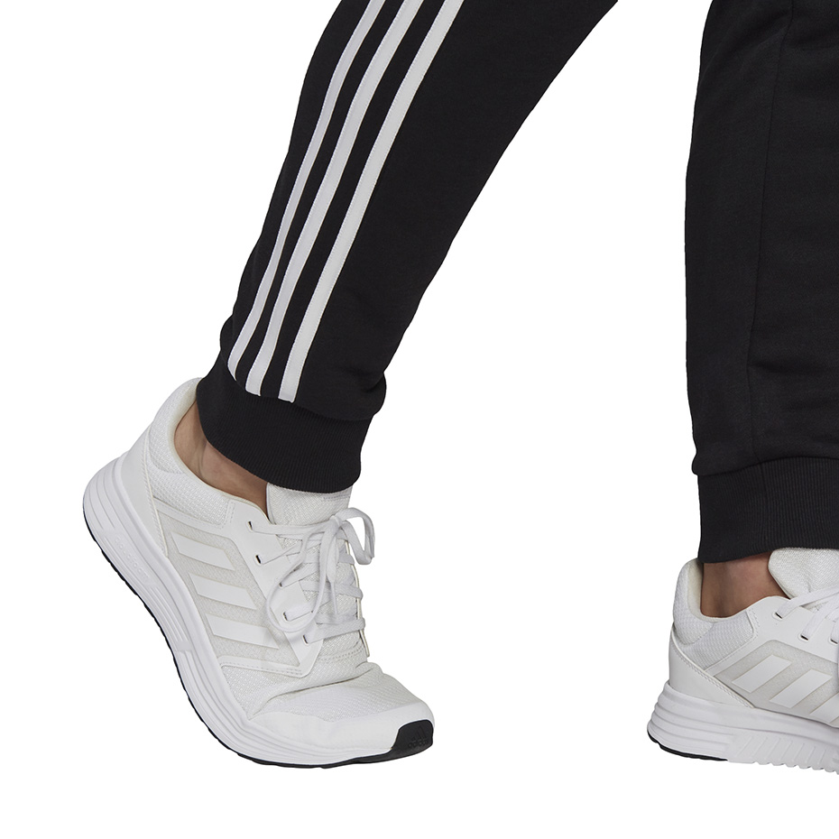 Spodnie męskie adidas Essentials Tapered Cuff 3 Stripes czarne – ujęcie 5