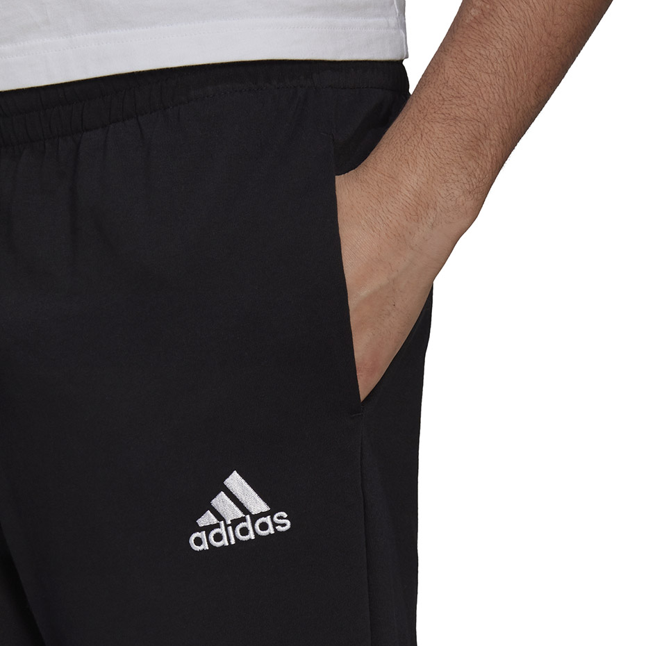 Spodnie męskie adidas Essentials Tapered Open Hem Pants czarne – ujęcie 4