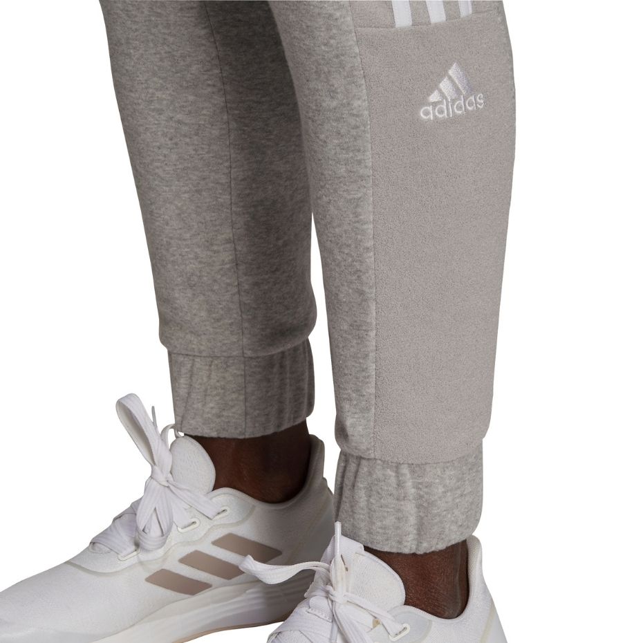 Spodnie damskie adidas Essentials Colorblock Block Cut 3-Stripes Regular Tapered Pants szare – ujęcie 6