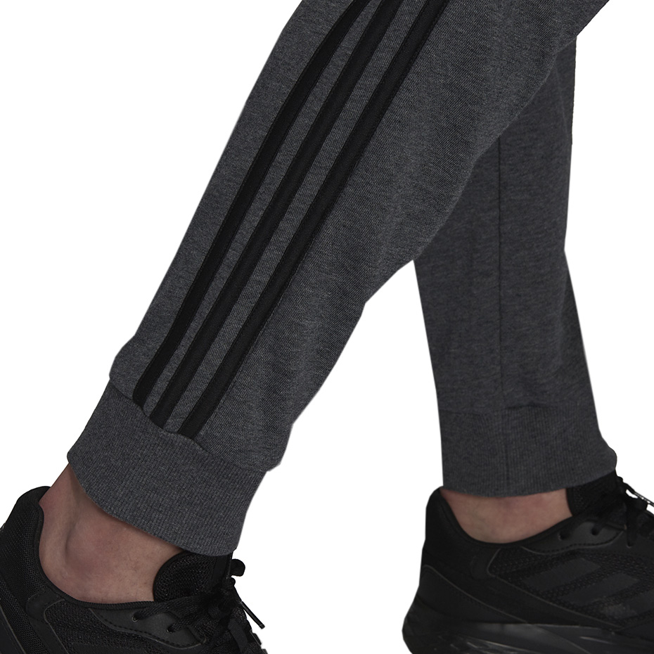 Spodnie męskie adidas Essentials French Terry Tapered Cuff 3-Stripes Pants szare – ujęcie 4