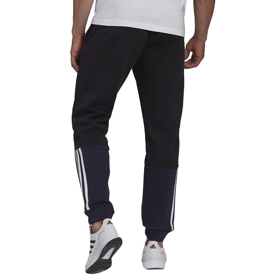 Spodnie męskie adidas Essentials Colorblock Fleece granatowe – ujęcie 2