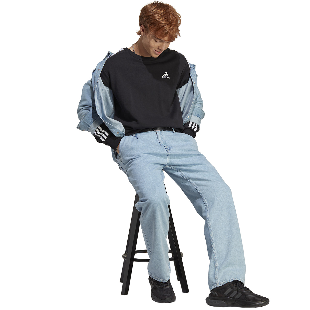 Bluza męska adidas Essentials French Terry 3-Stripes czarna – ujęcie 4