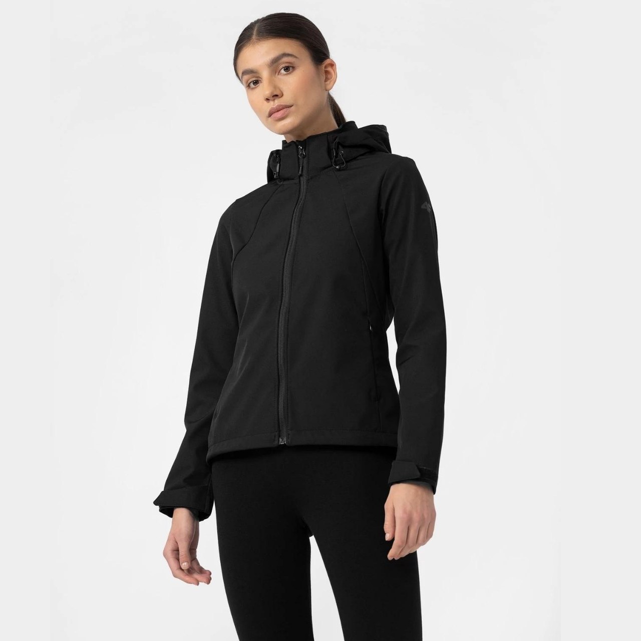 Kurtka damska 4F softshell głęboka czerń H4Z22 SFD001 – ujęcie 3