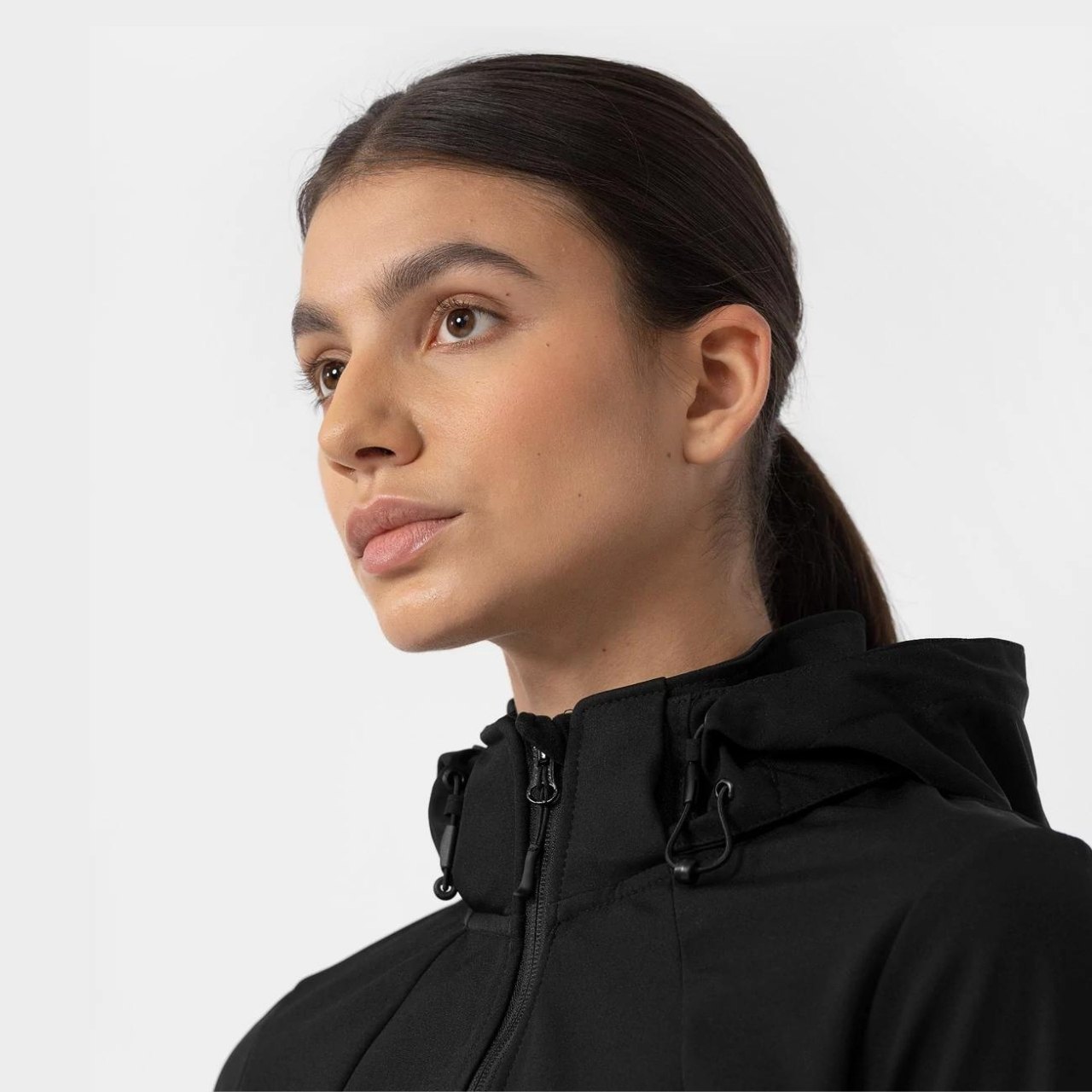 Kurtka damska 4F softshell głęboka czerń H4Z22 SFD001 – ujęcie 5