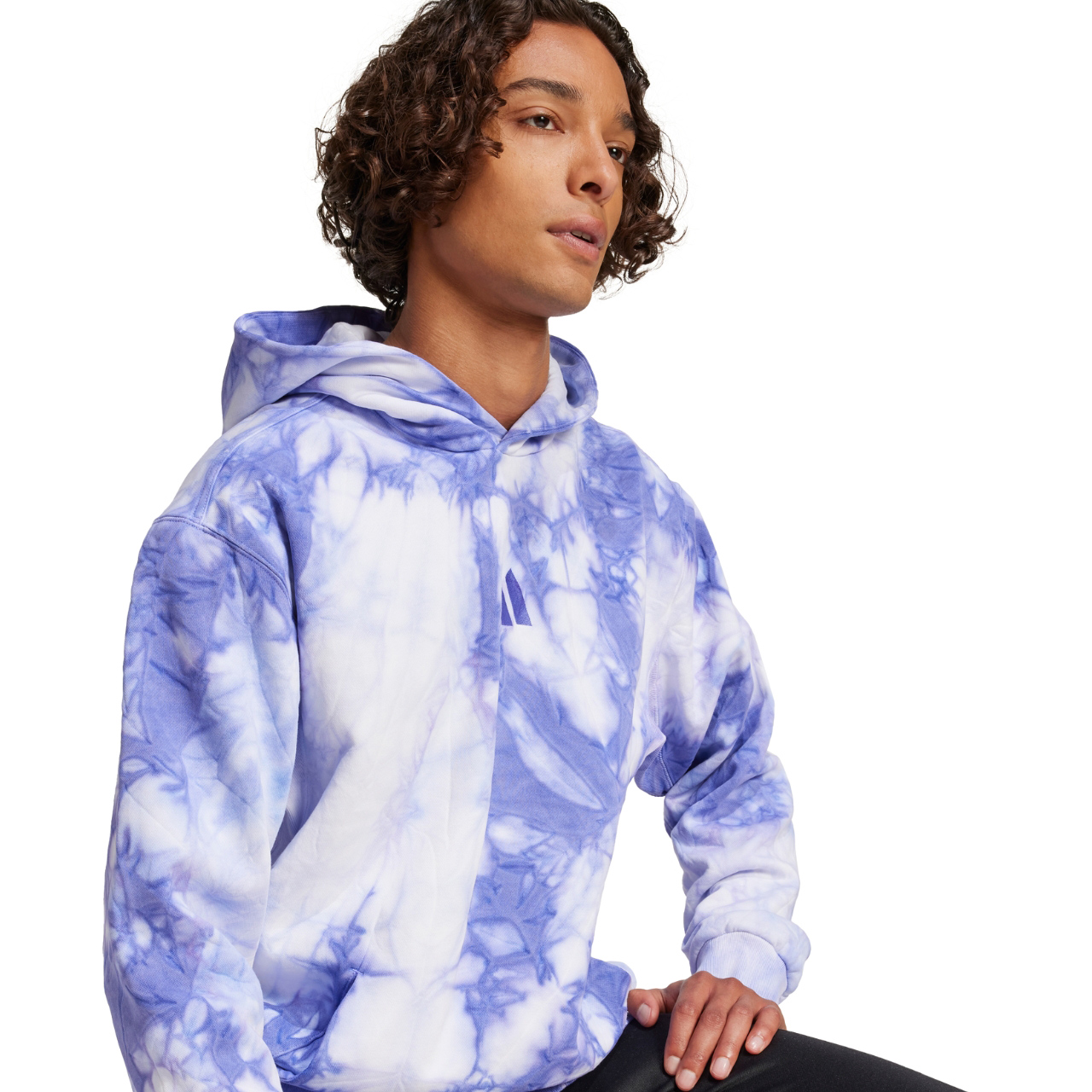 Bluza męska adidas ALL SZN Fleece Washed Hoodie niebiesko-biała – ujęcie 4