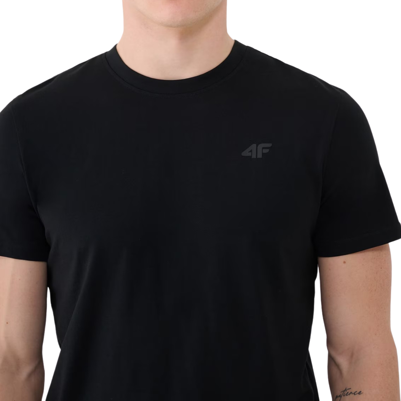 Koszulka męska 4F M2256 głęboka czerń – ujęcie 4