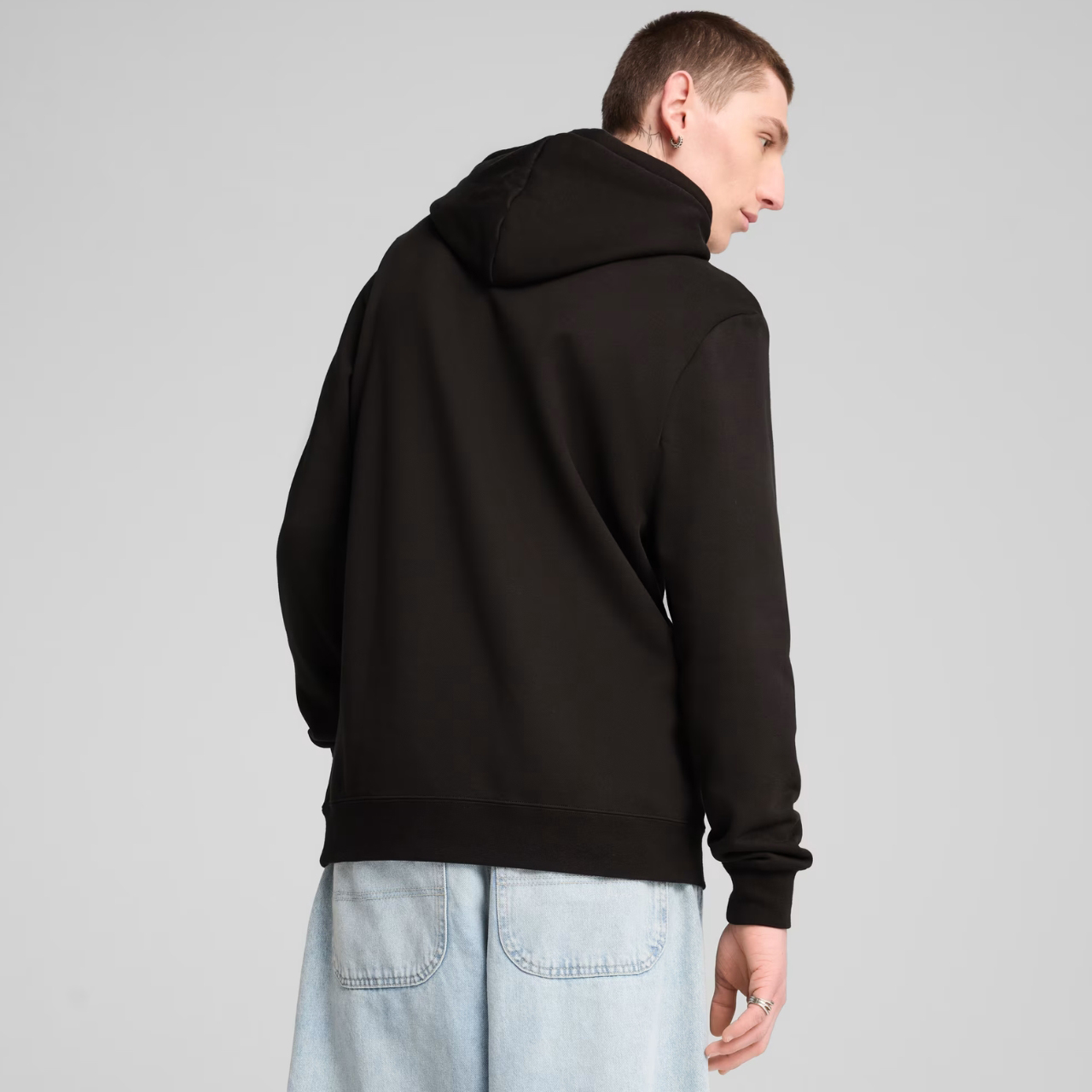 Bluza męska Puma Ess Logo Lab Hoodie FL czarna – ujęcie 4