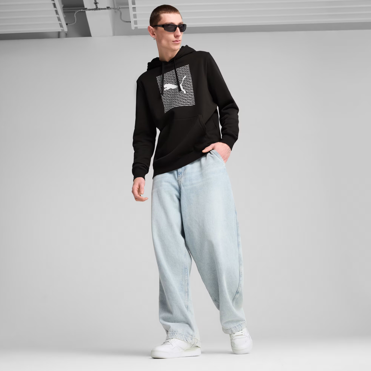 Bluza męska Puma Ess Logo Lab Hoodie FL czarna – ujęcie 5