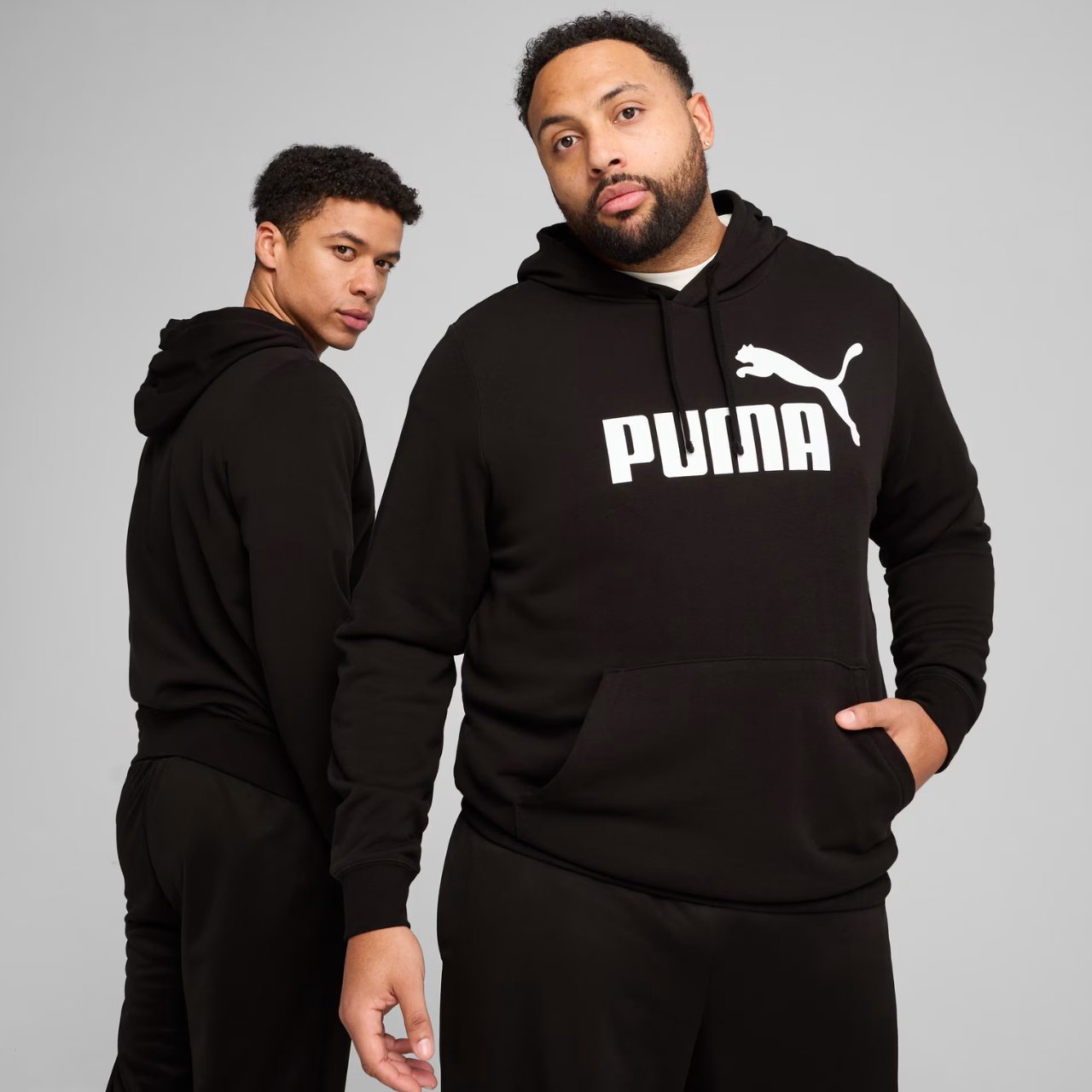 Bluza męska Puma ESS No.1 Logo Hoodie TR czarna – ujęcie 3