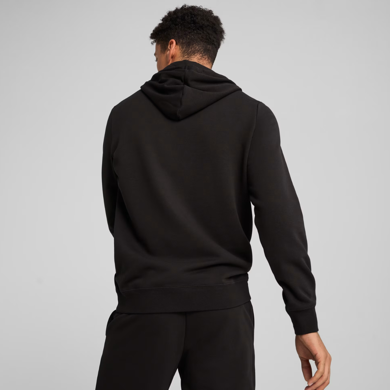 Bluza męska Puma ESS Small No.1 Logo Hoodie TR czarna – ujęcie 4